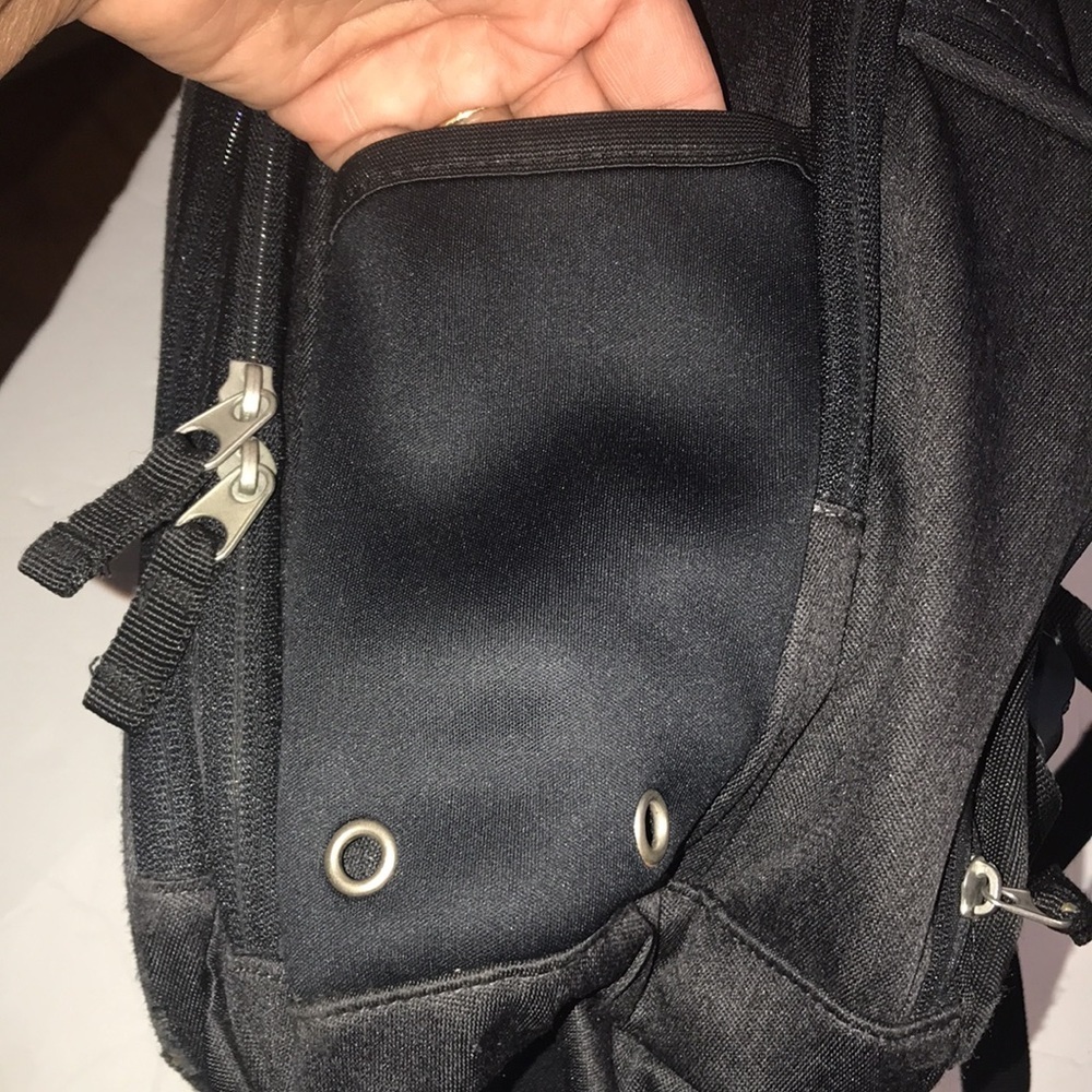 OGIO Bookbag/Backpack - Picture 8 of 16